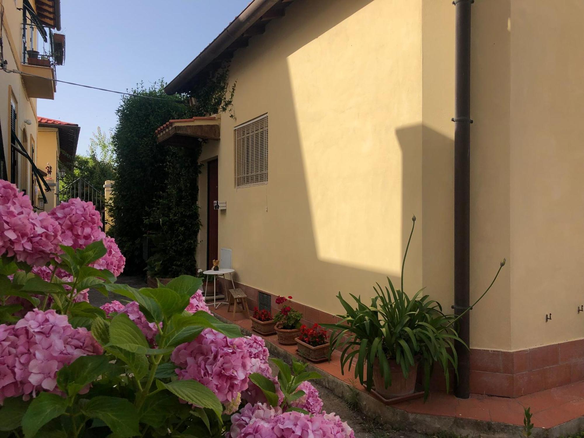 Casina Di Nina Apartment Livorno Bagian luar foto